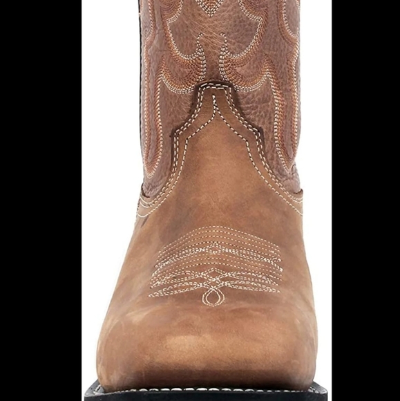 Mens 9D Boots - Picture 2 of 5
